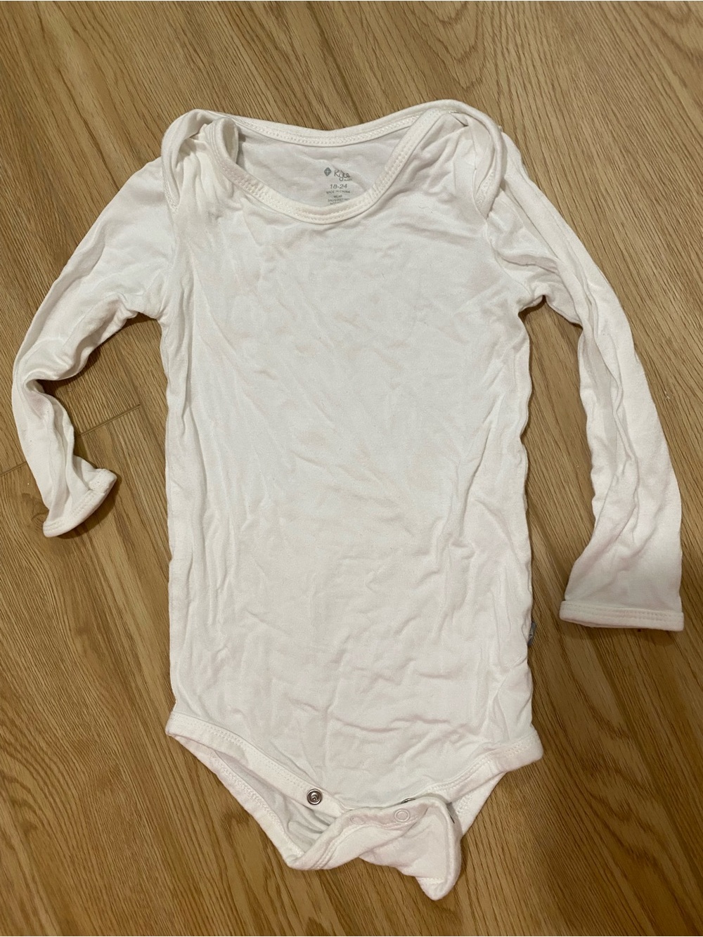Kyte BABY White Long Sleeve Infant Bodysuit